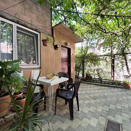 Cortile Apartment Tbilisi Bagian luar foto